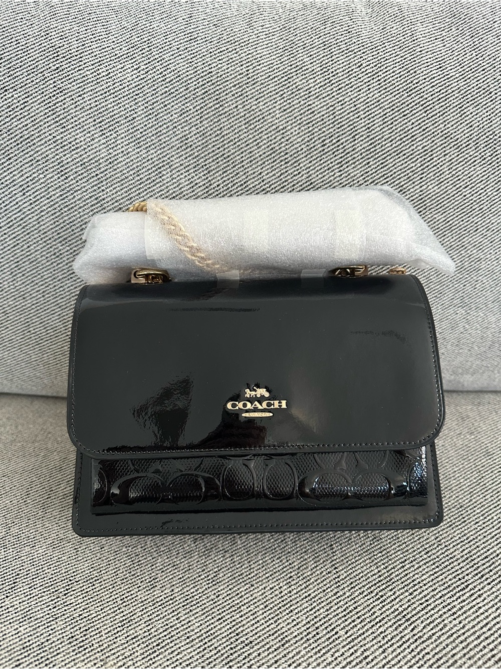 NWT Coach Klare Crossbody Bag In Signature Leather CV397 gold/black